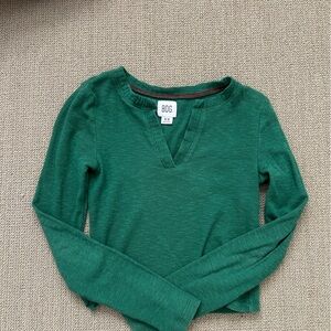 Urban outfitters BDG green top great condition besides seam coming undone a bit